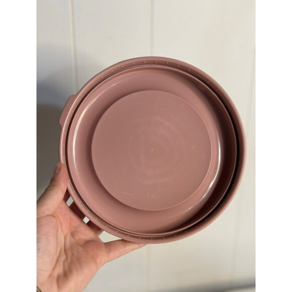 Vintage Tupperware Replacement Lids | Set of 2 Round 6.5" Dusty Rose Covers USA - Picture 3 of 6